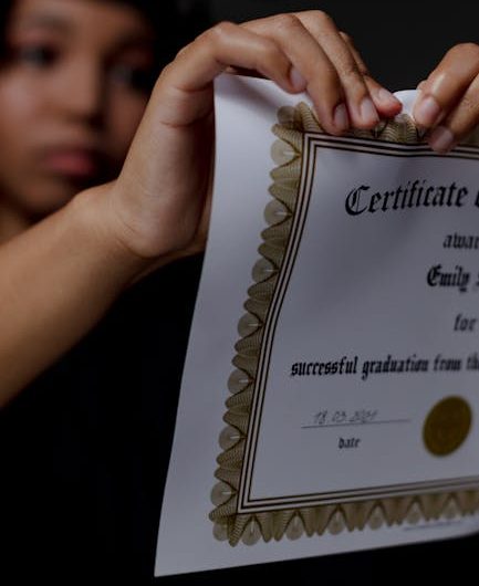 Купить диплом университета в Нарьян-Маре